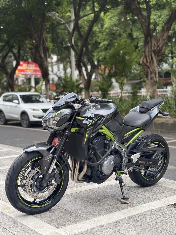 二手川崎Z900