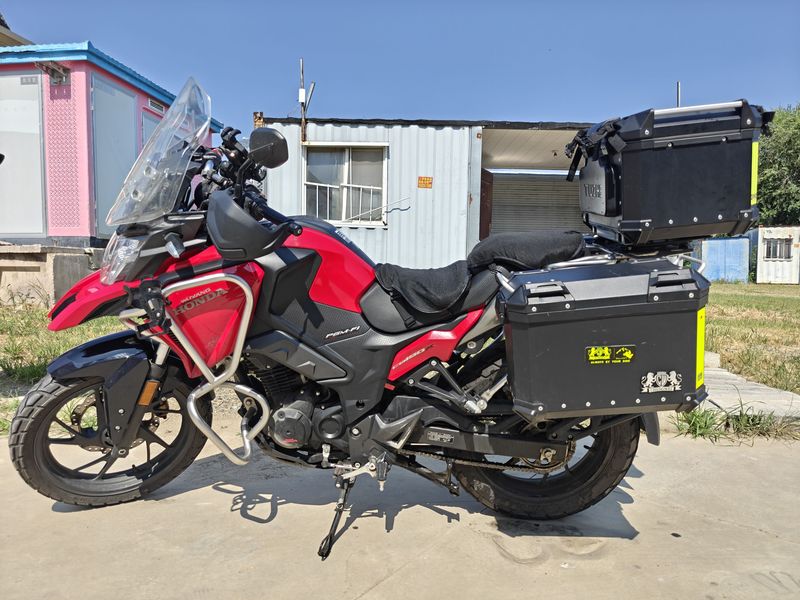 二手五羊本田猛鸷 CB190X