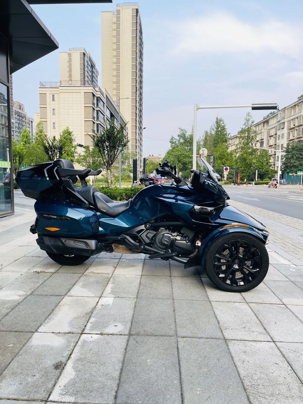 二手庞巴迪Spyder F3 