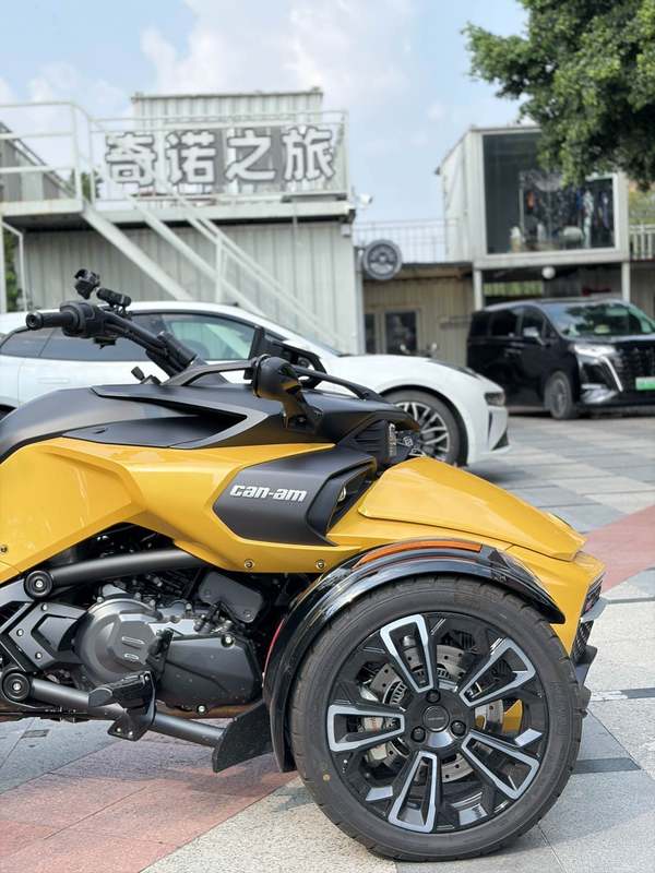 二手庞巴迪Spyder F3 
