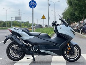二手雅马哈TMAX