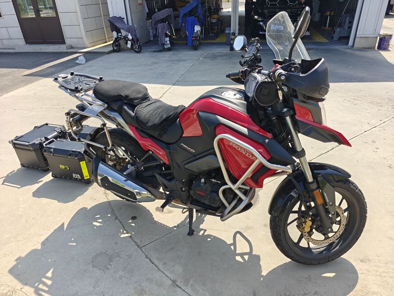 二手五羊本田猛鸷 CB190X