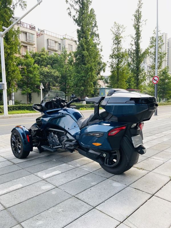 二手庞巴迪Spyder F3 