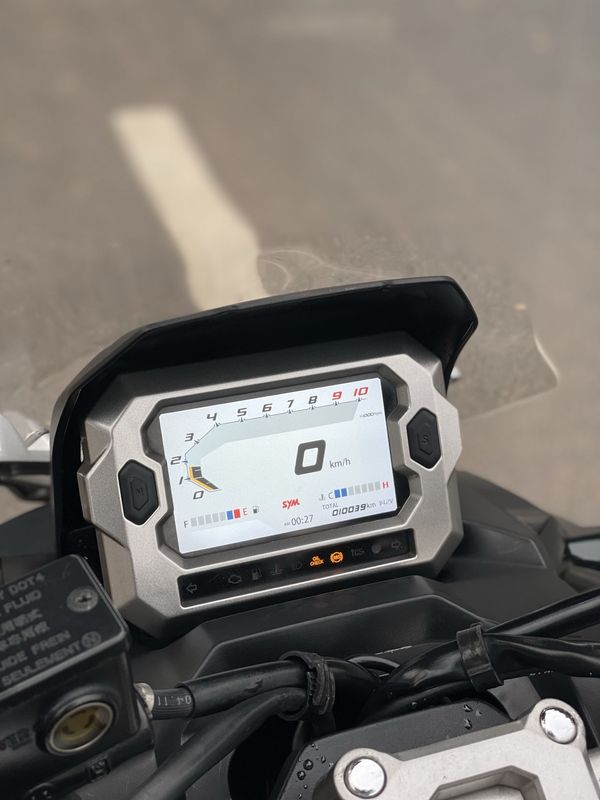 二手三阳哈士奇 Husky ADV150
