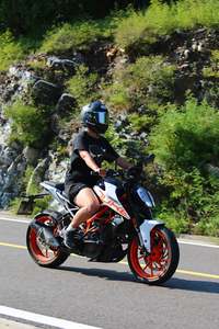 二手KTMR2R390 Duke