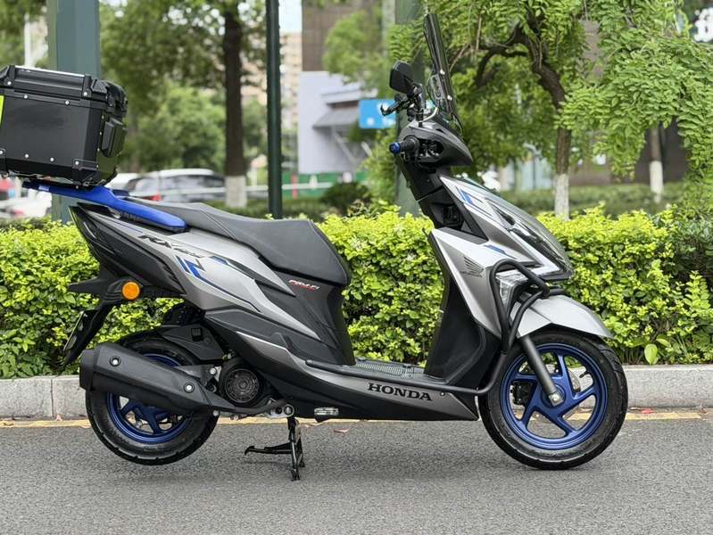 二手新大洲本田裂行 RX125Fi