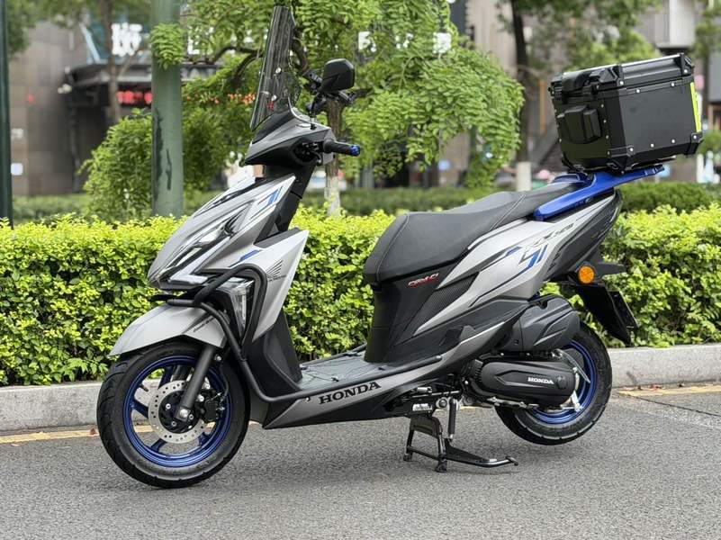 二手新大洲本田裂行 RX125Fi
