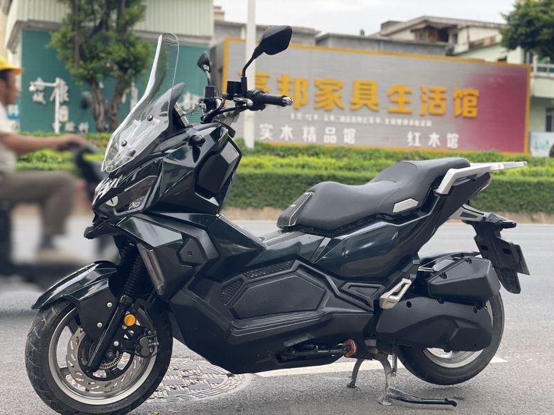 二手三阳哈士奇 Husky ADV150