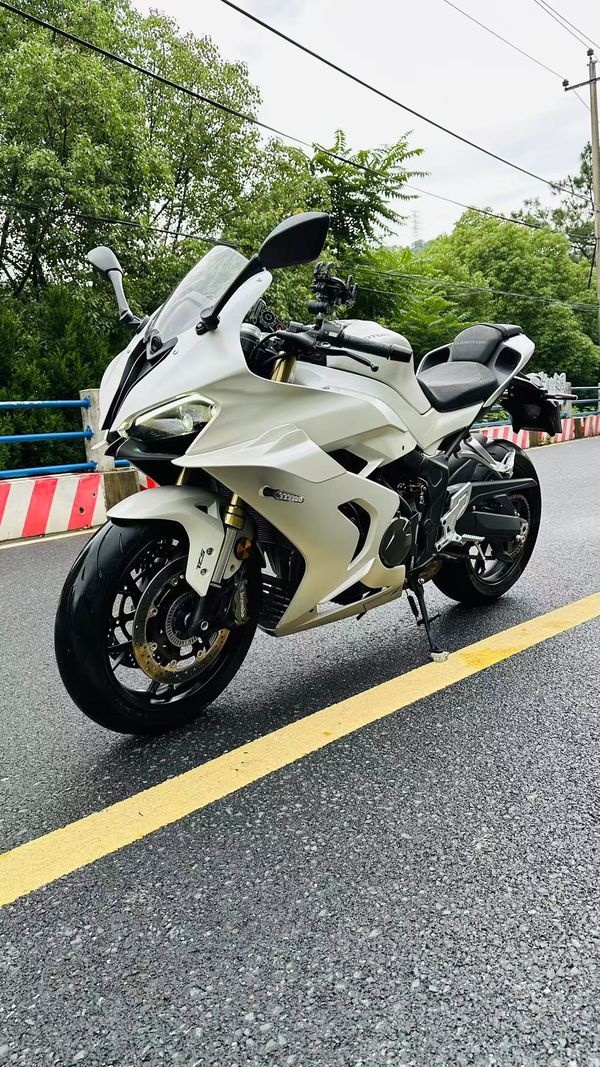二手QJMOTOR赛600