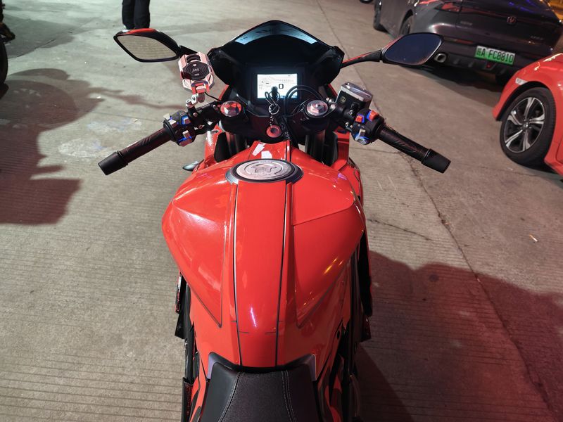 二手贝纳利龙卷风 Tornado 302R
