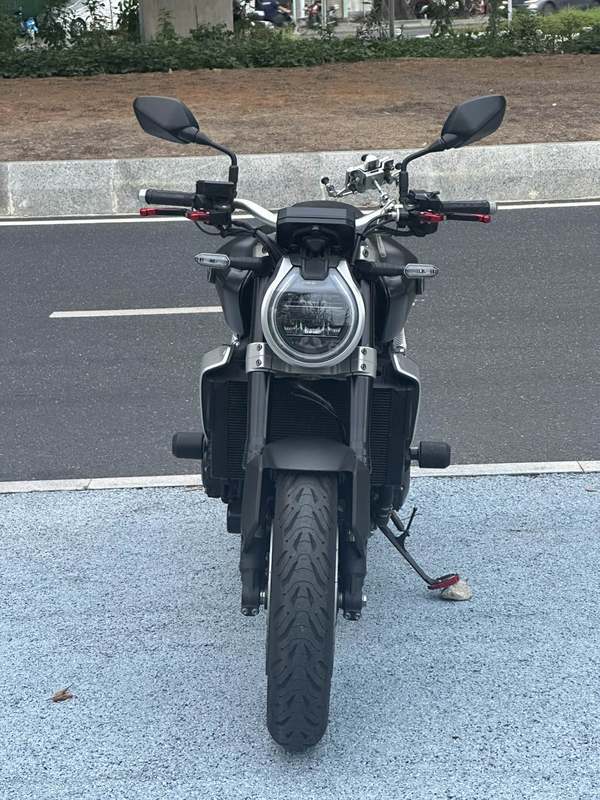 二手本田CB1000R