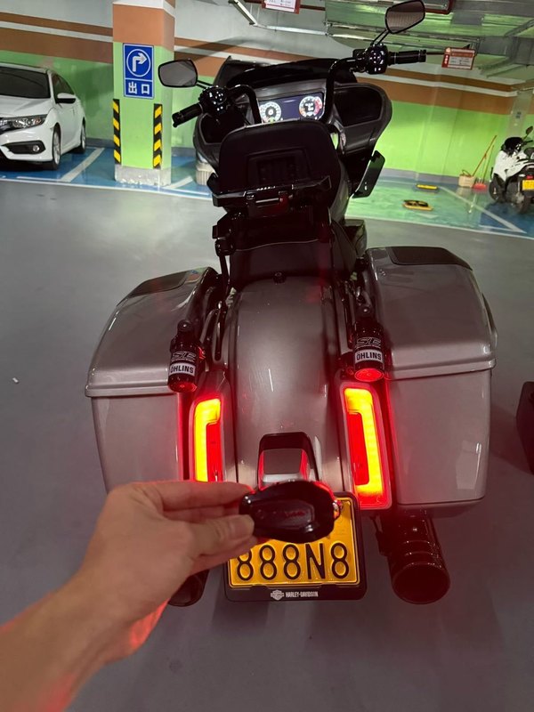 二手哈雷戴维森公路滑翔 Road Glide