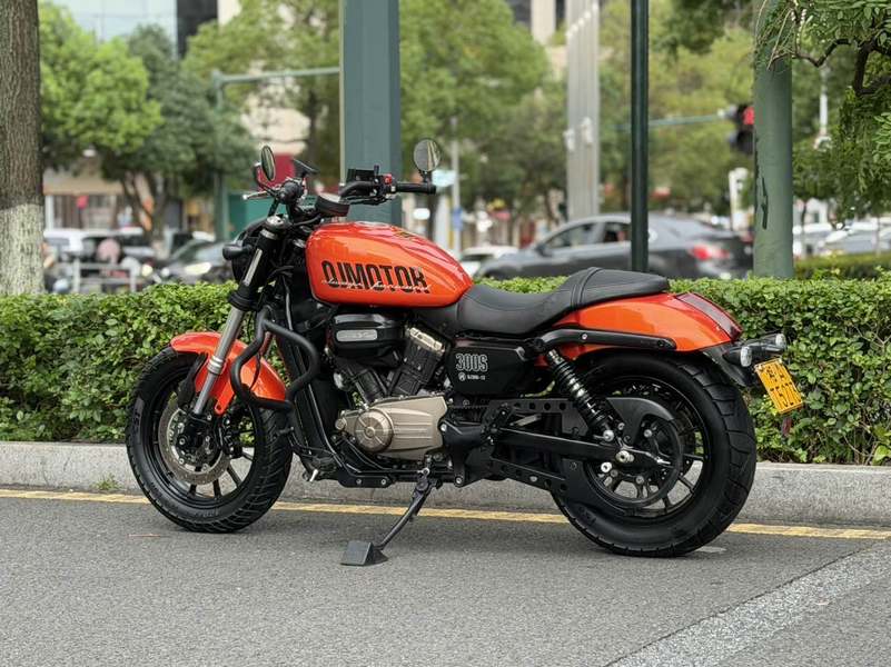 二手QJMOTOR闪300