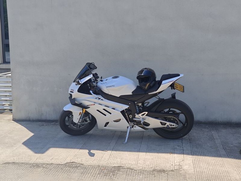 二手张雪机车820RR