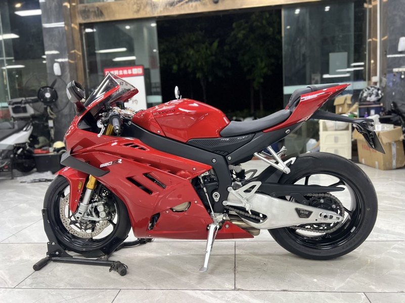 二手张雪机车820RR