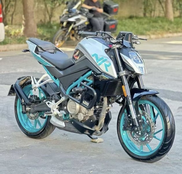 二手春风250NK