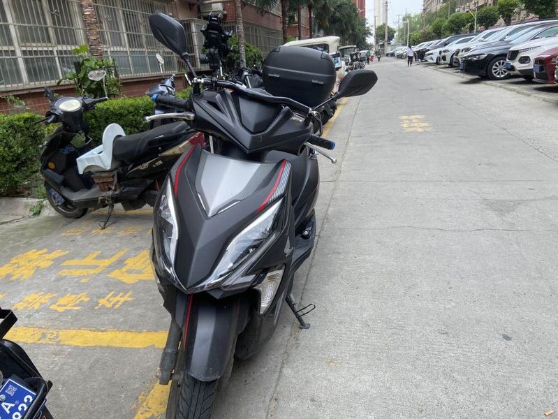 二手新大洲本田裂行 RX125Fi