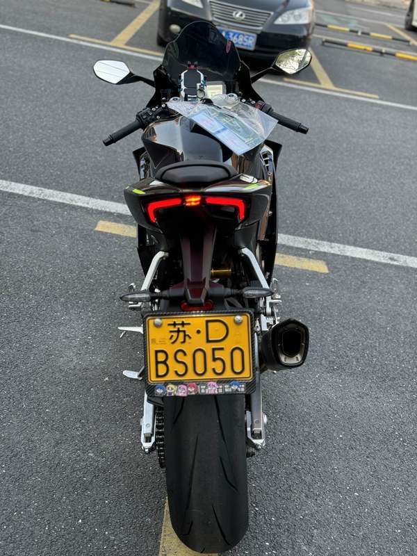 二手张雪机车820RR