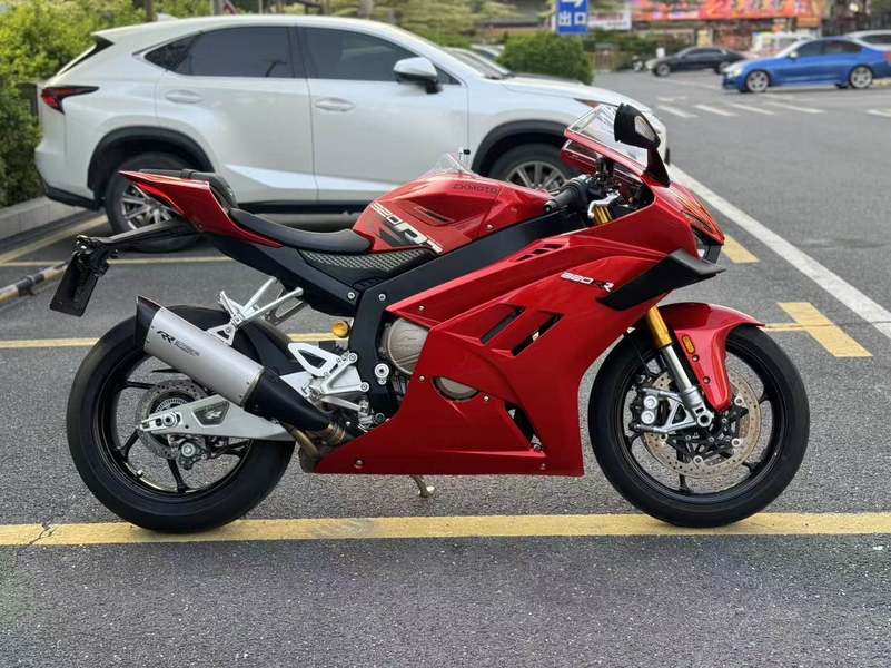 二手张雪机车820RR