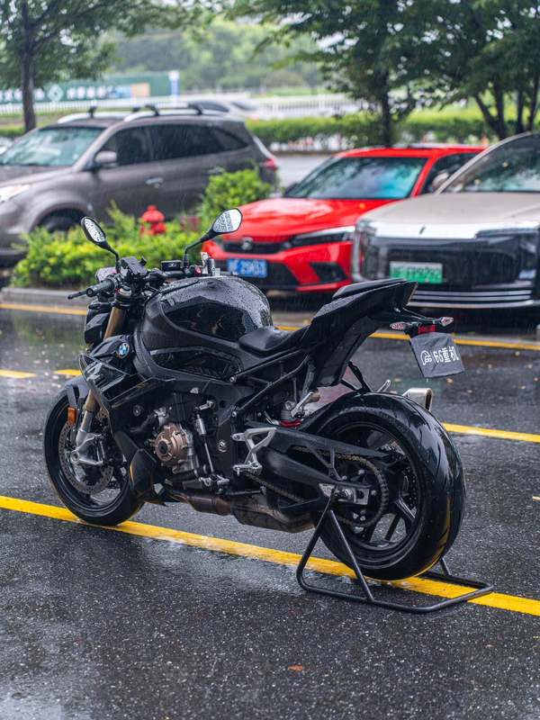 二手宝马S 1000 R