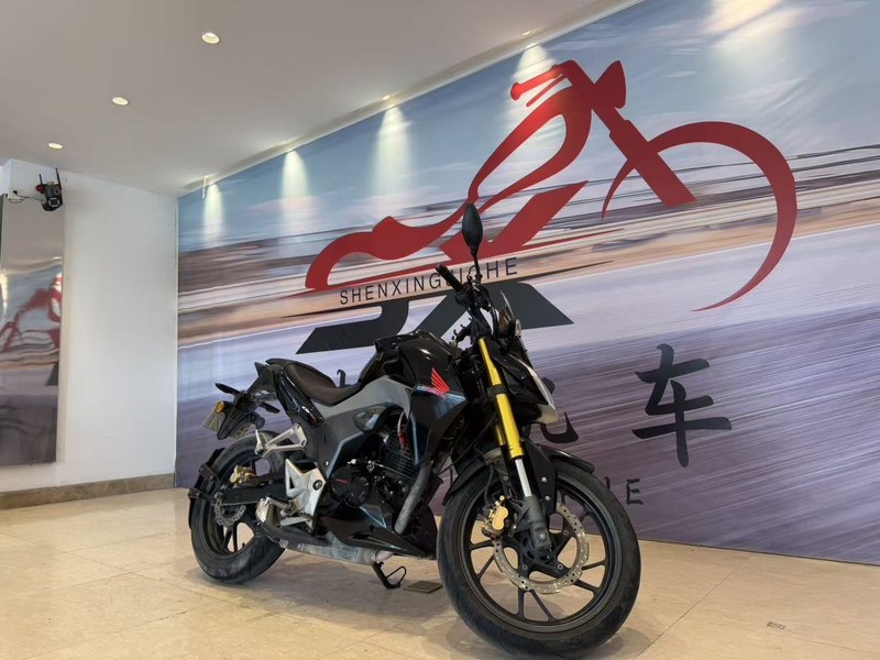 二手五羊本田CB190R 暴锋眼
