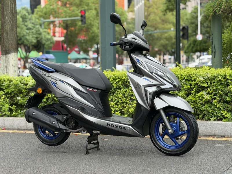 二手新大洲本田裂行 RX125Fi