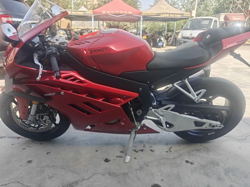 二手张雪机车820RR