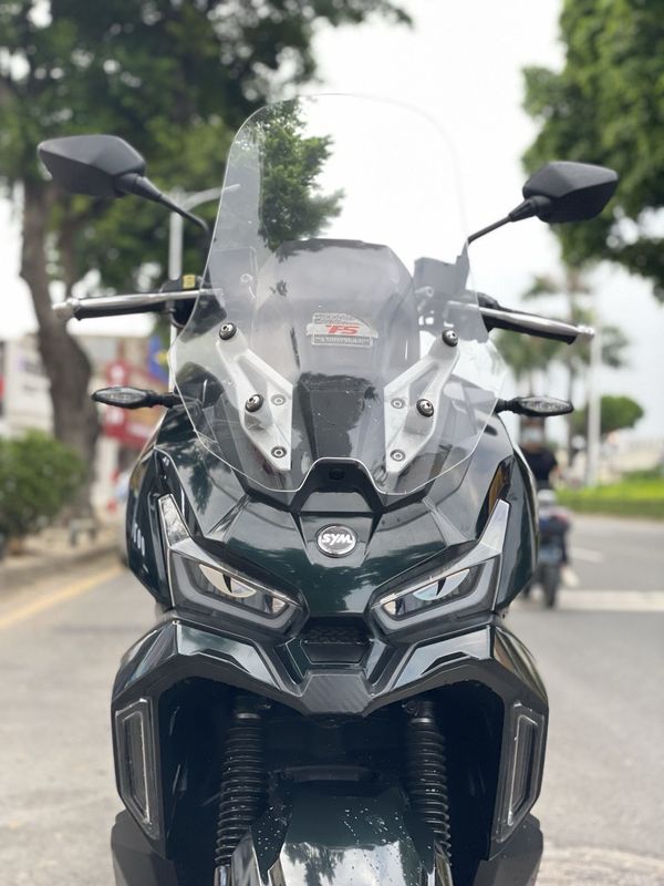 二手三阳哈士奇 Husky ADV150