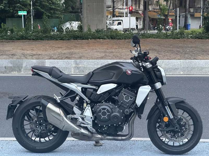 二手本田CB1000R