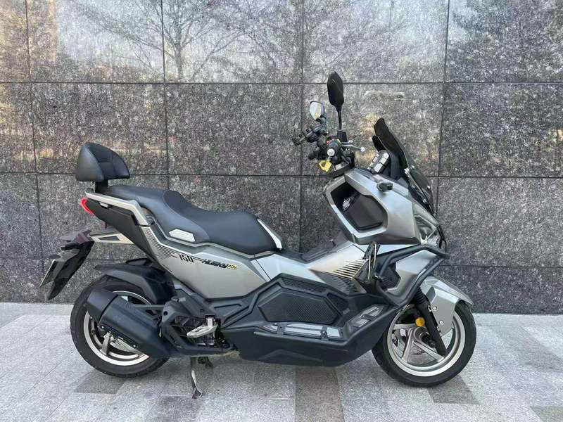 二手三阳哈士奇 Husky ADV150
