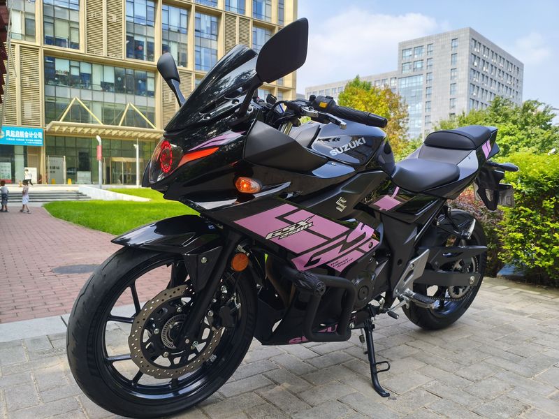 二手豪爵铃木GSX250R