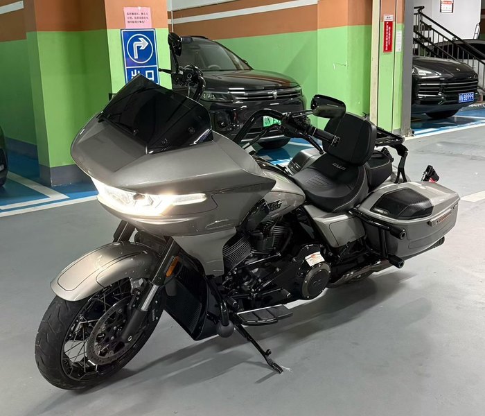 二手哈雷戴维森公路滑翔 Road Glide