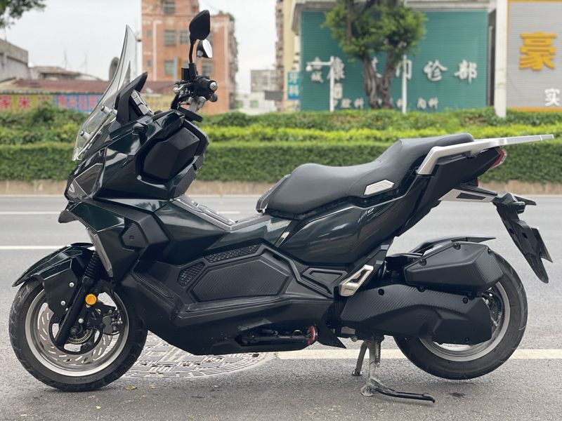 二手三阳哈士奇 Husky ADV150