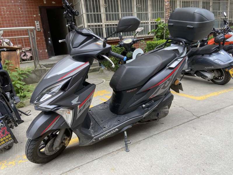 二手新大洲本田裂行 RX125Fi