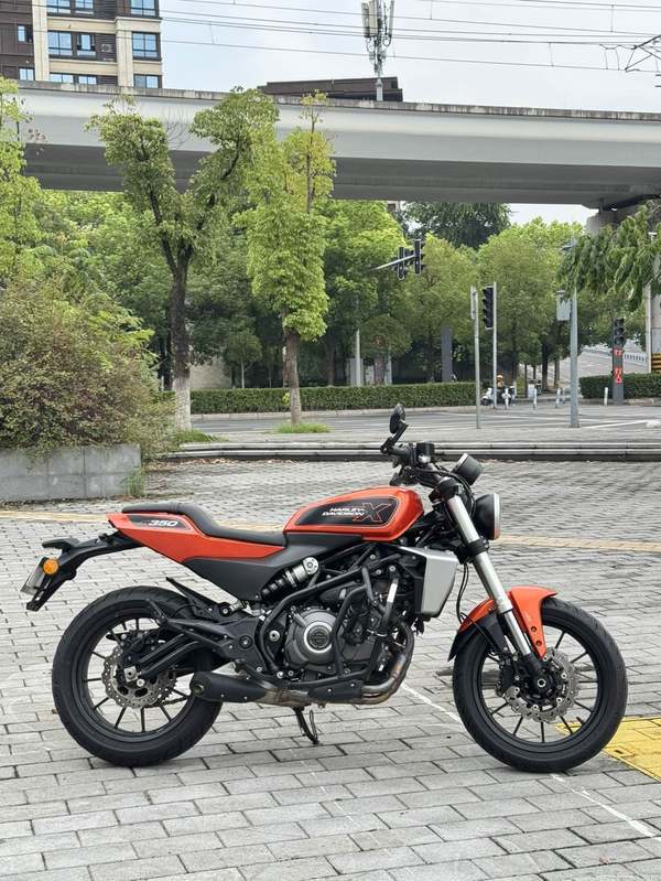 二手哈雷戴维森X 350