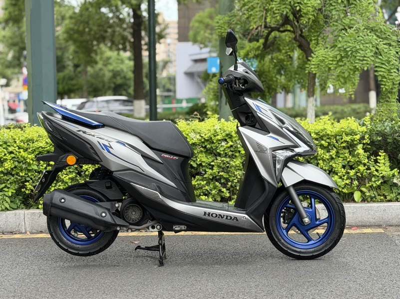 二手新大洲本田裂行 RX125Fi