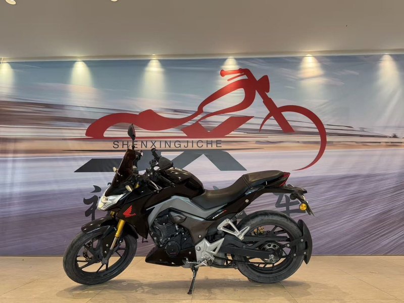 二手五羊本田CB190R 暴锋眼