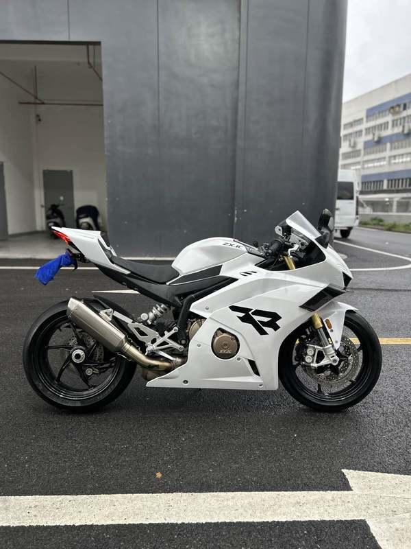 二手张雪机车500RR