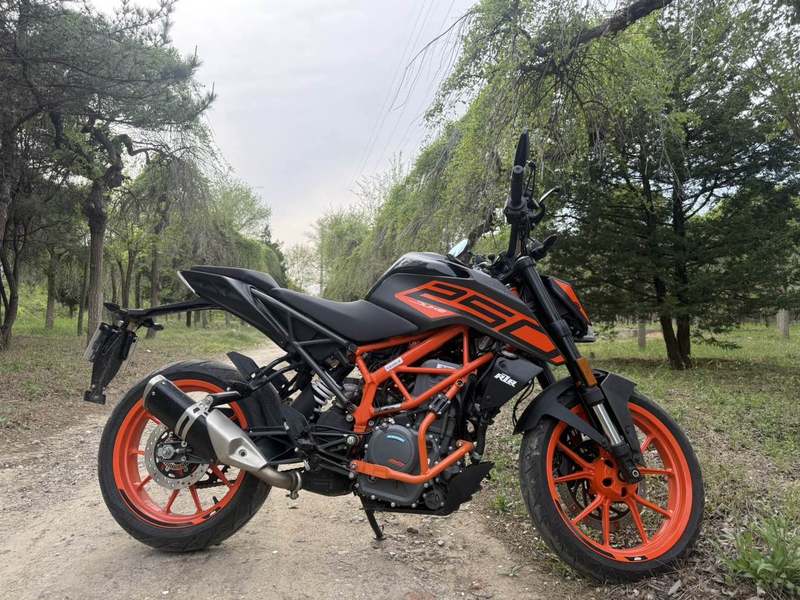 二手KTMR2R250 Duke
