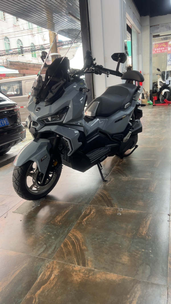 二手三阳哈士奇 Husky ADV150
