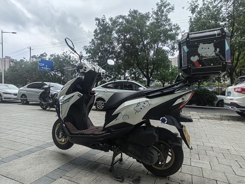 二手新大洲本田裂行 RX125Fi