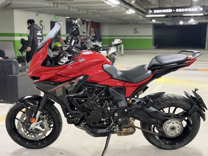 二手奥古斯塔Turismo Veloce 800