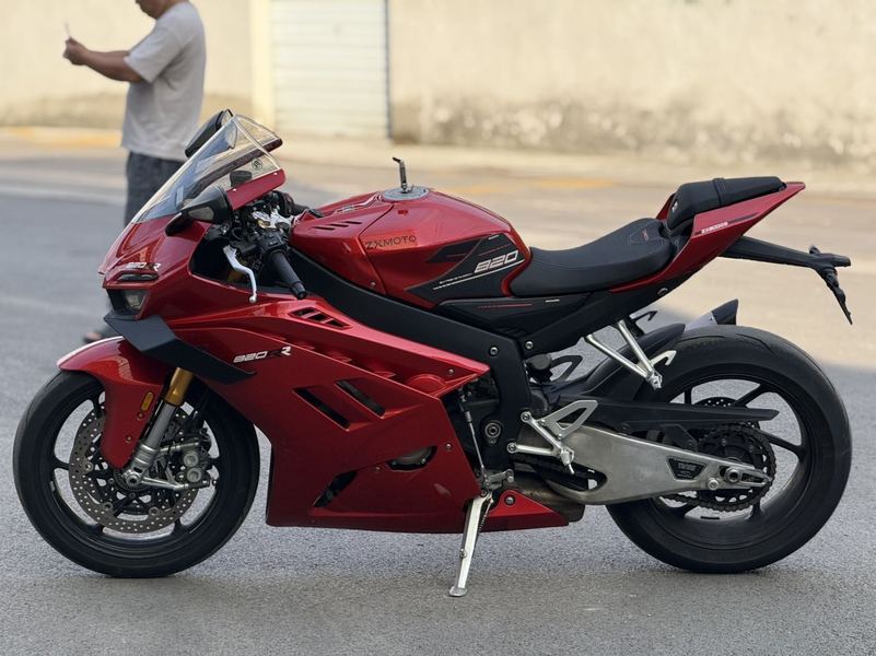 二手张雪机车820RR