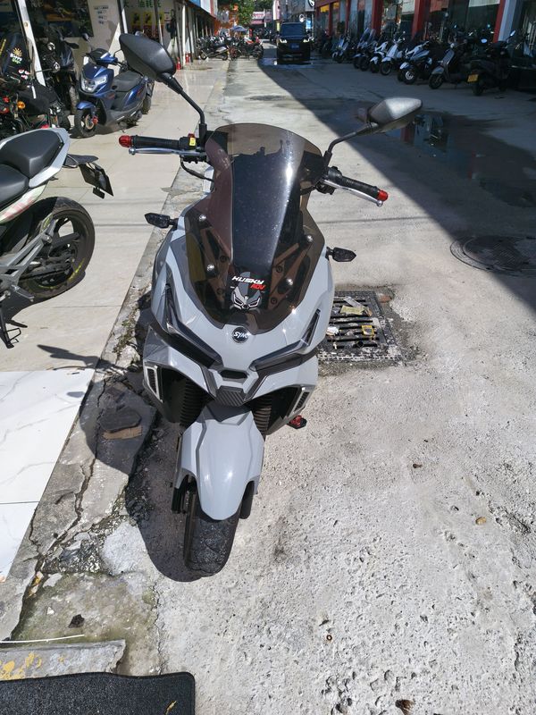 二手三阳哈士奇 Husky ADV150