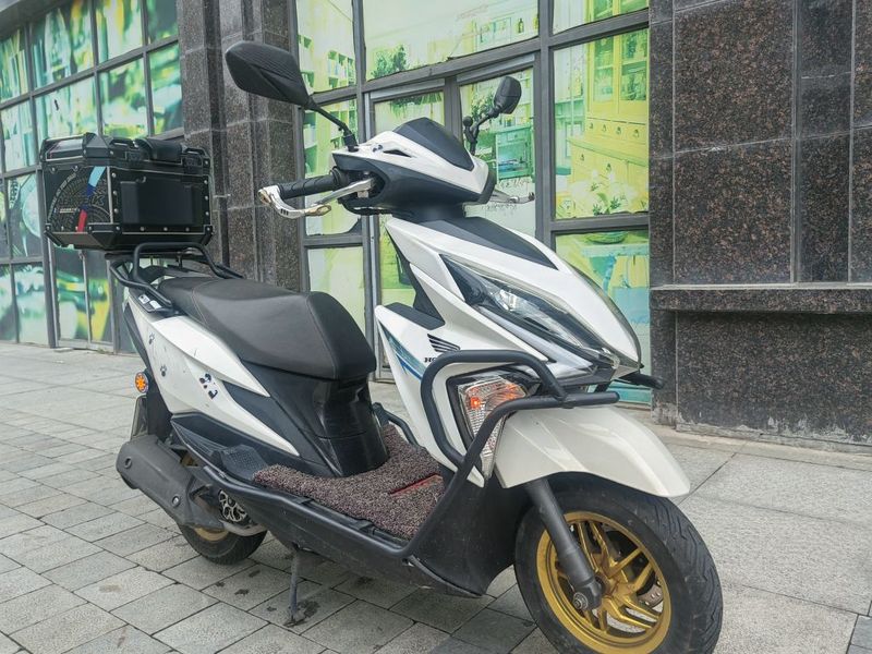 二手新大洲本田裂行 RX125Fi