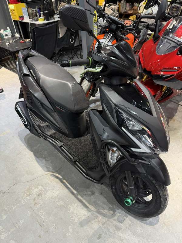 二手新大洲本田裂行 RX125Fi