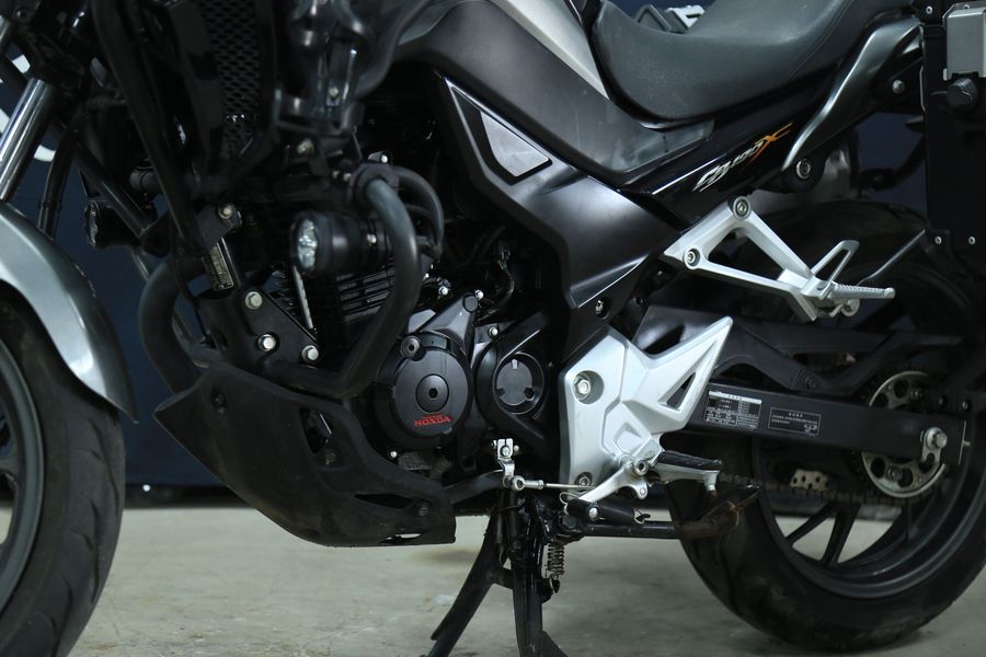 二手五羊本田猛鸷 CB190X