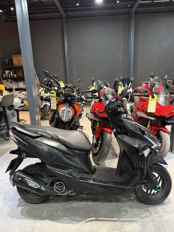 二手新大洲本田裂行 RX125Fi