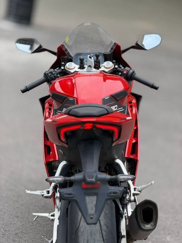 二手张雪机车820RR