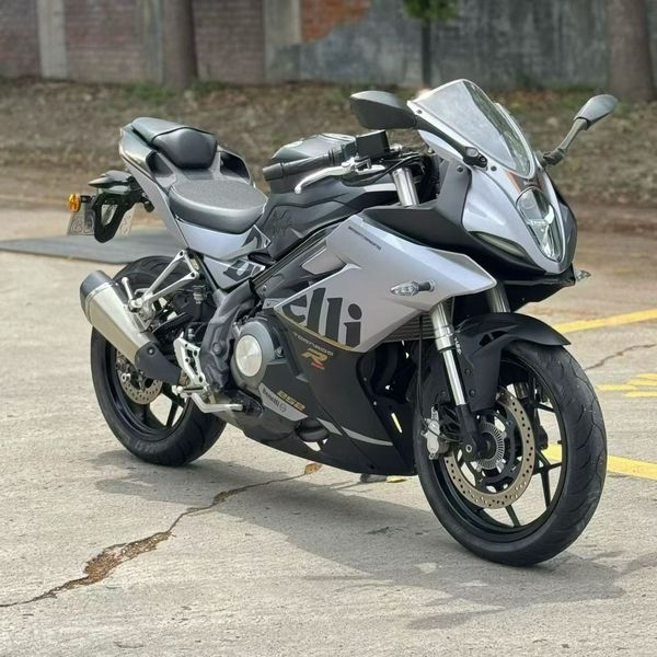 二手贝纳利龙卷风 Tornado 252R